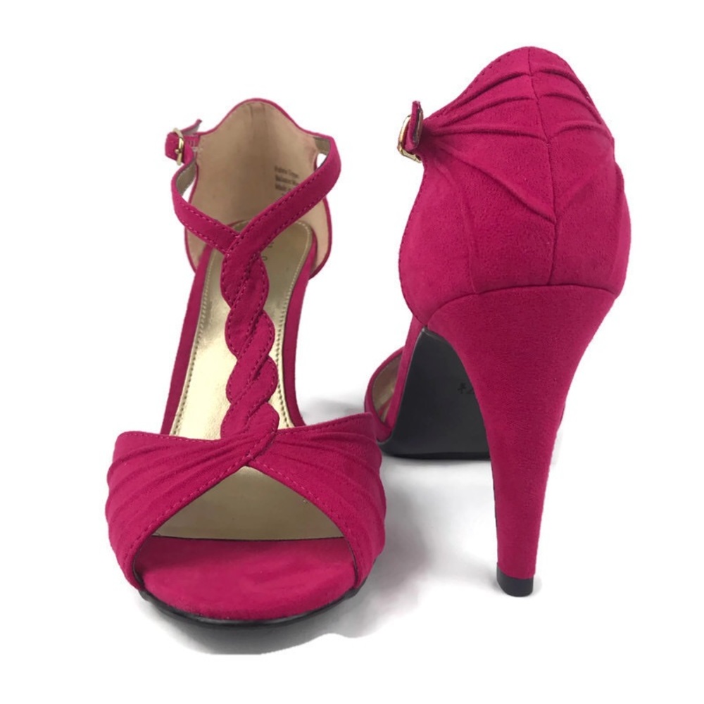 Kelly & Katie 7.5 Pink Heels
